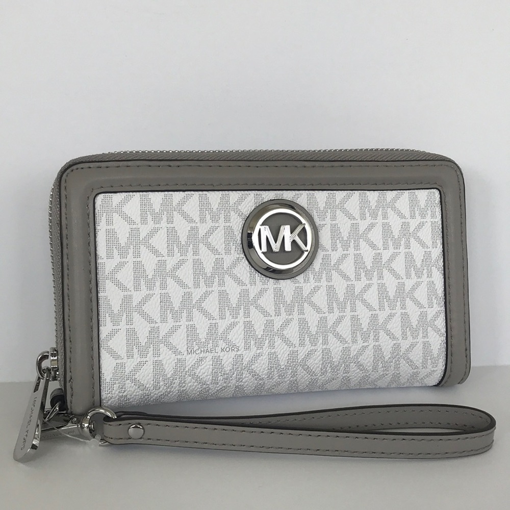 Michael Kors Large Wallet / wristlet/ phone white